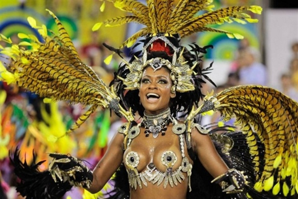 Carnaval-de-Rio-de-Janeiro_54366494114_54028874188_960_639